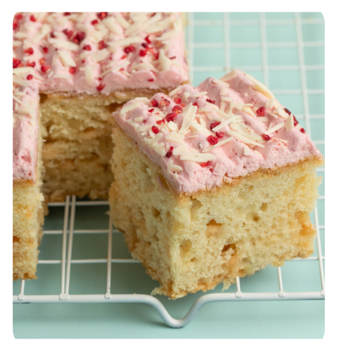 Goofy Slab White Chocolate Raspberry Iced 3kg